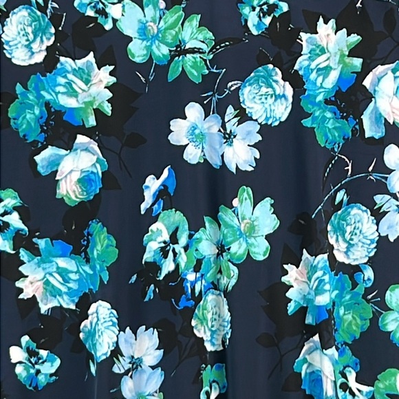 Lane Bryant Maxi Dress Sz 22-24 Black & Aqua Floral Crochet Back Detail EUC - Picture 4 of 8